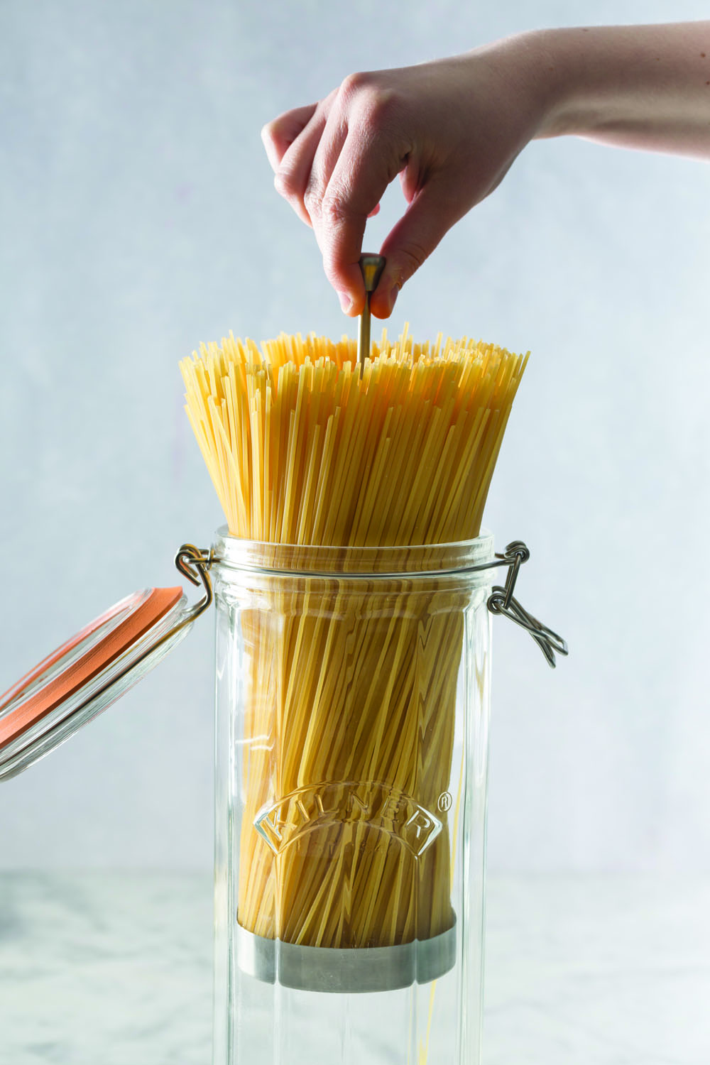 Spaghetti Facetten-Glas mit Bügelverschluss 2000 ml